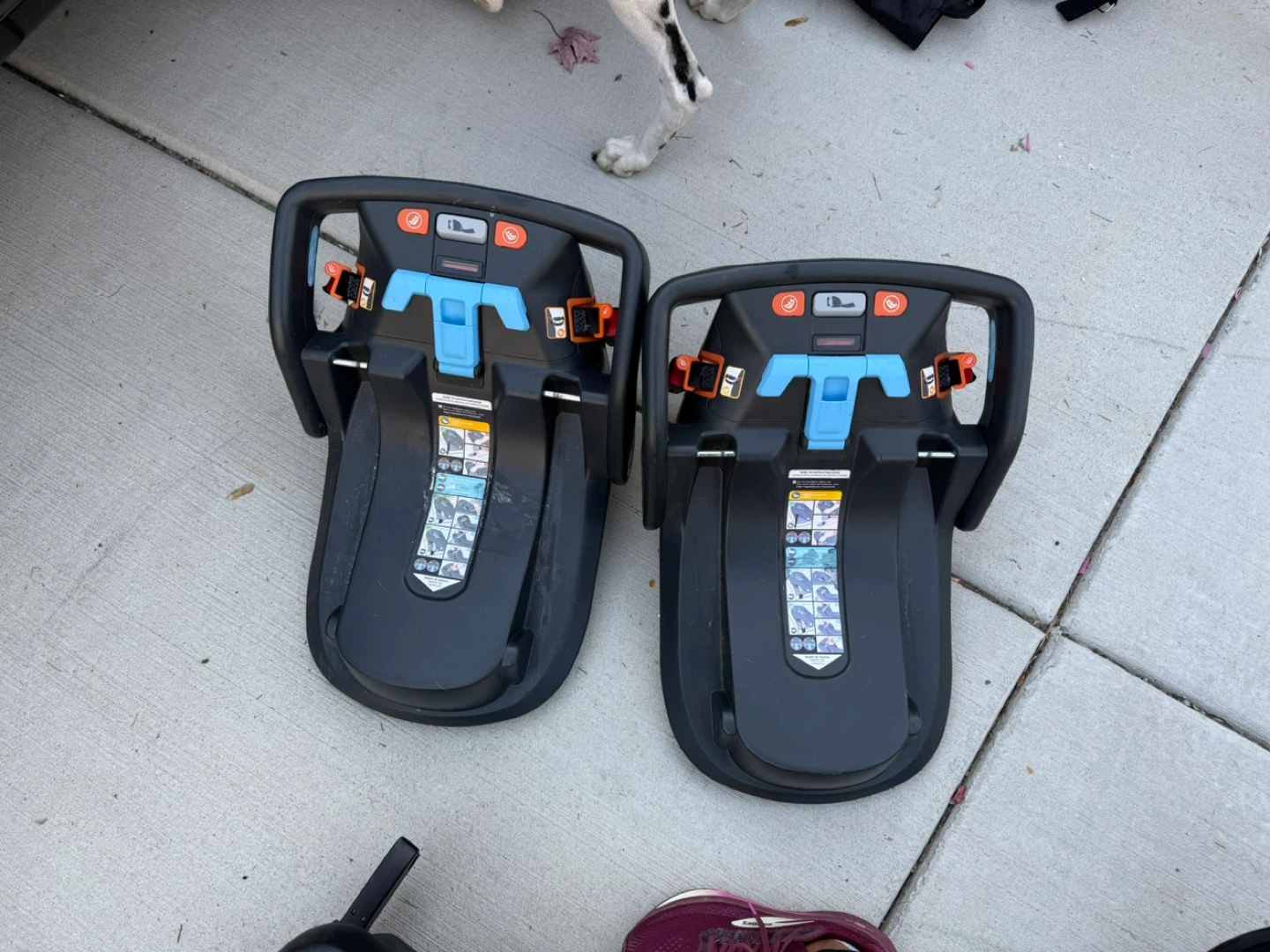 Car Seat Base uppa baby mesa V2