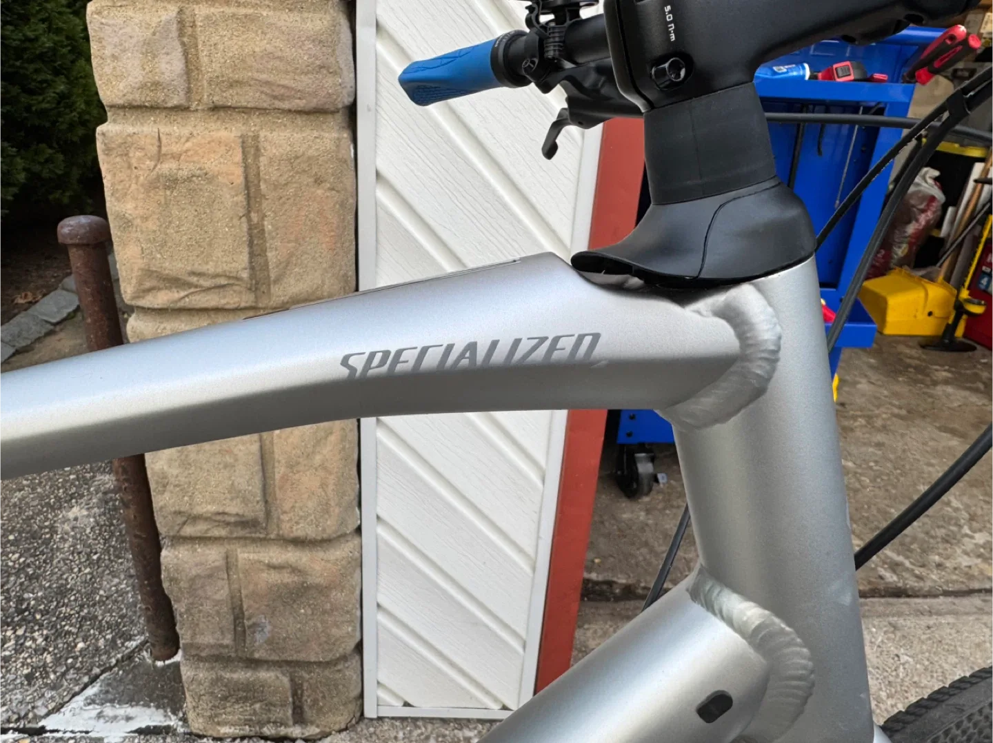 2025 Specialized Sirrus X 4.0 image indicator(2)