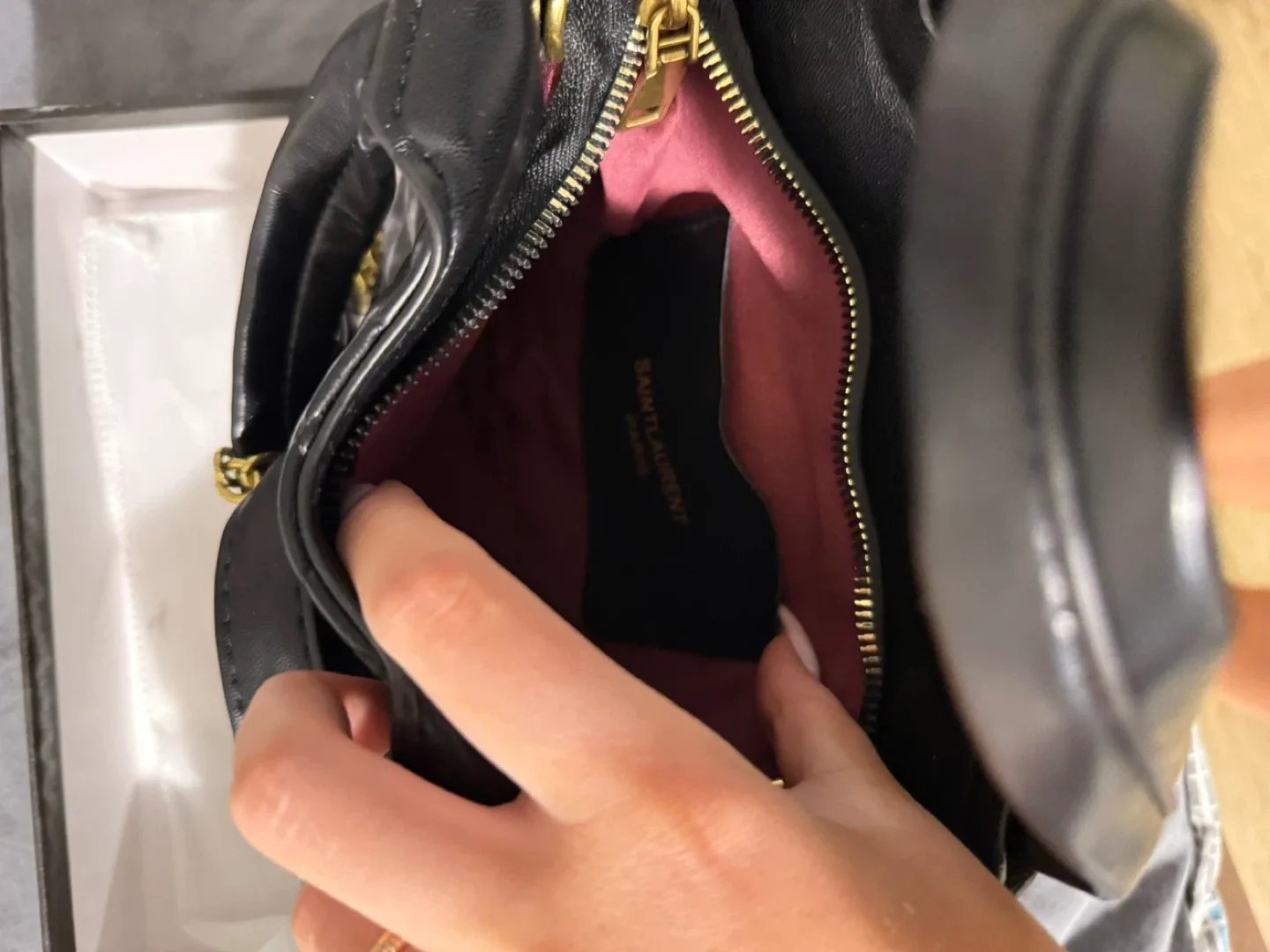 Saint Laurent Black Quilted Leather Handbag image indicator(3)