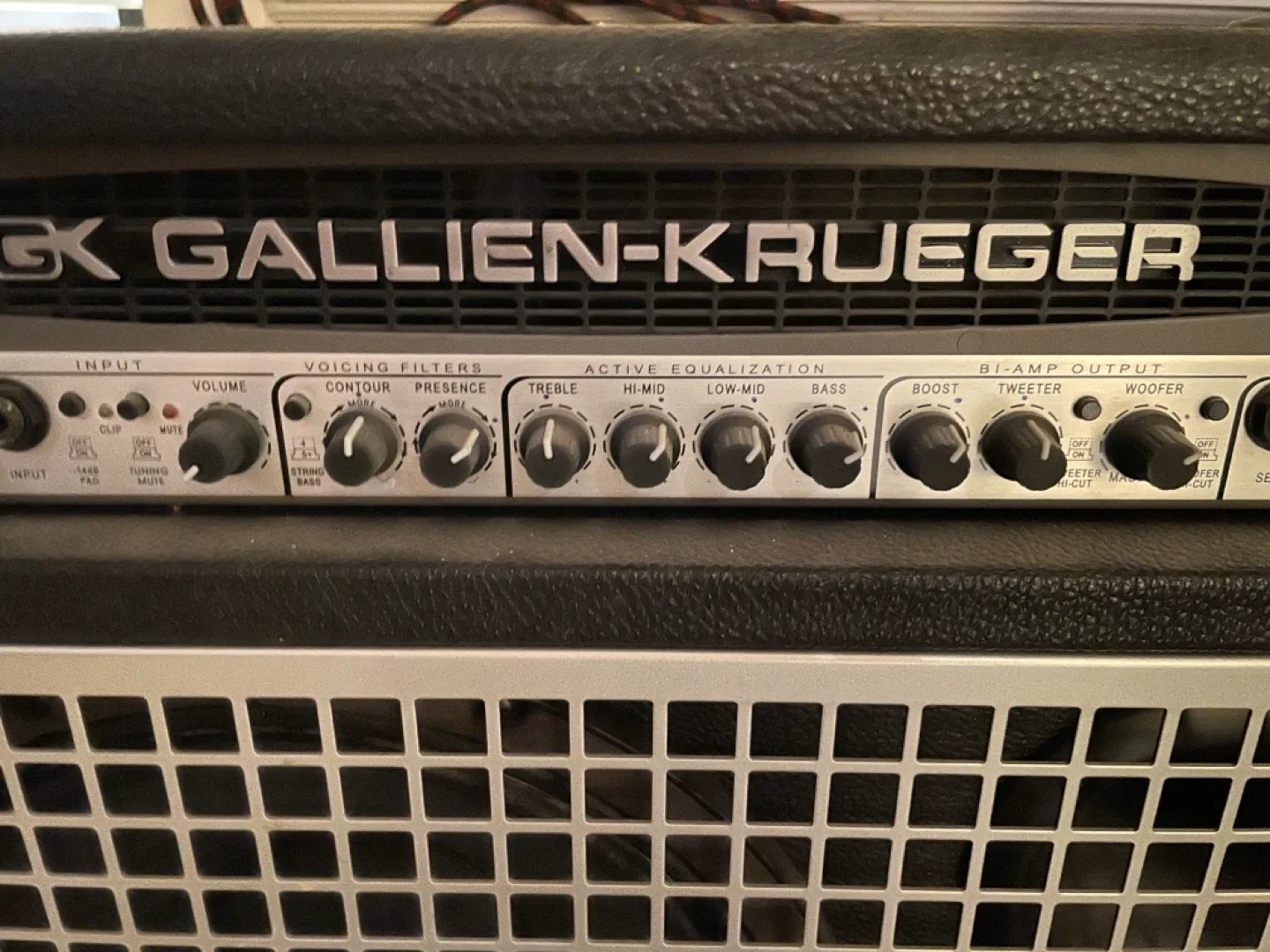 Gallien-Krueger 1001RB Bass Amp Head image indicator(2)