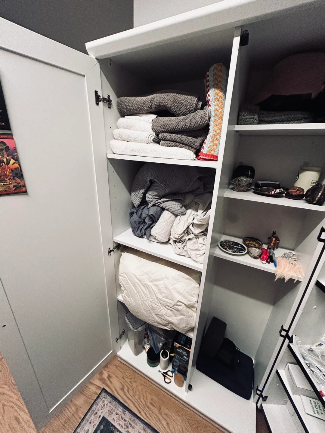 White Closet storage with shelves - photo 2