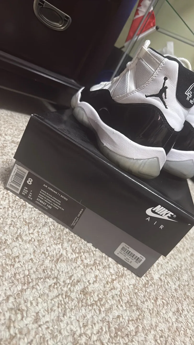 Air Jordan 11 Retro Size 8