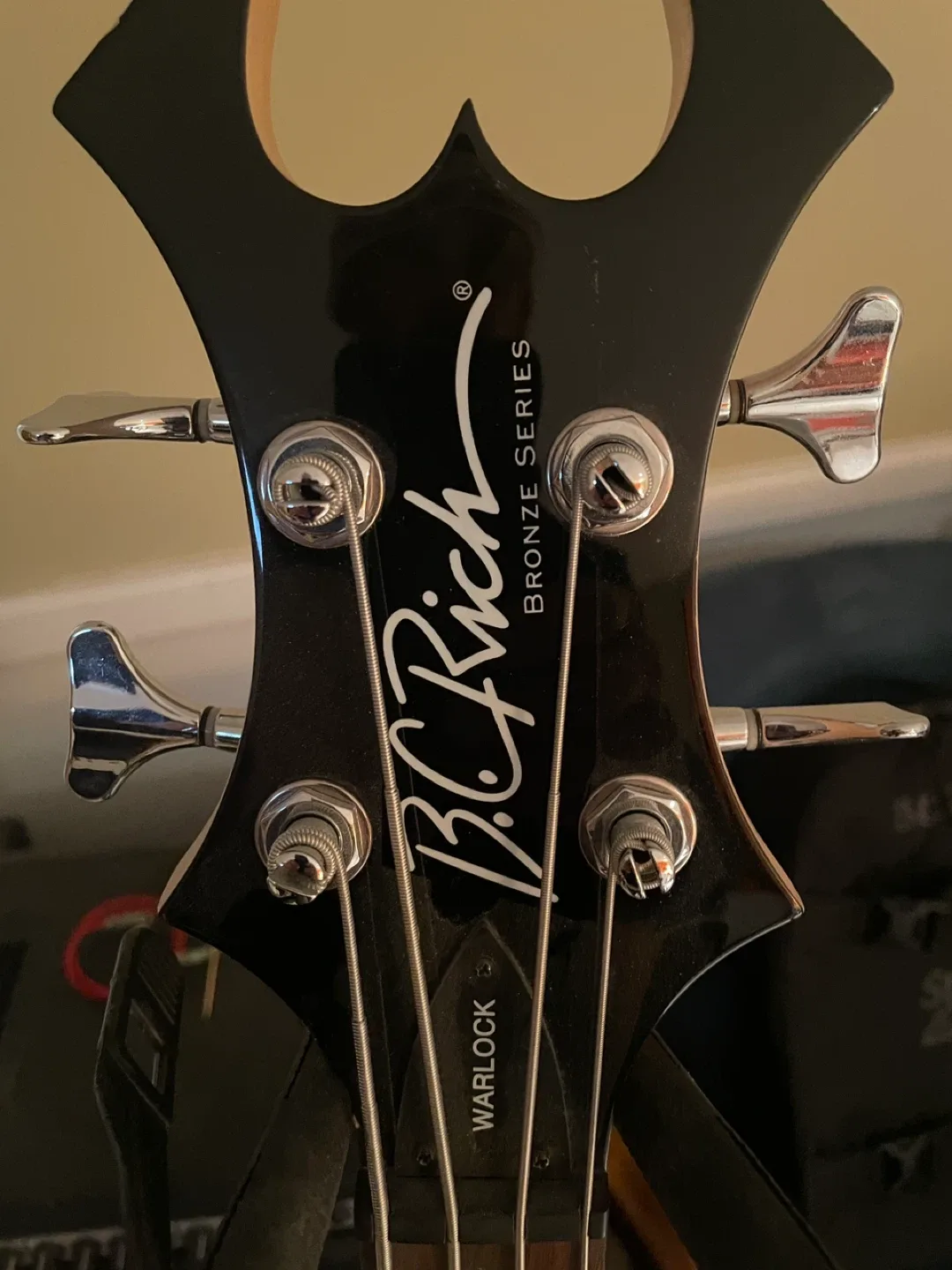 B.C. Rich Warlock Bronze Series Bass Guitar image indicator(3)