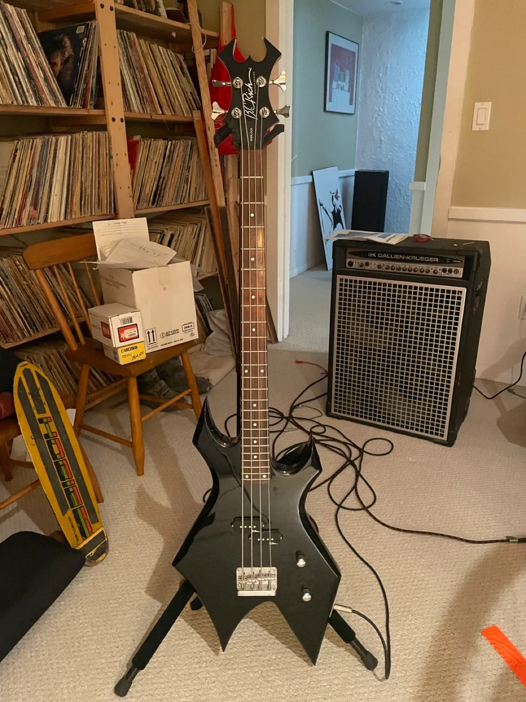 B.C. Rich Warlock Bronze Series Bass Guitar image indicator(2)