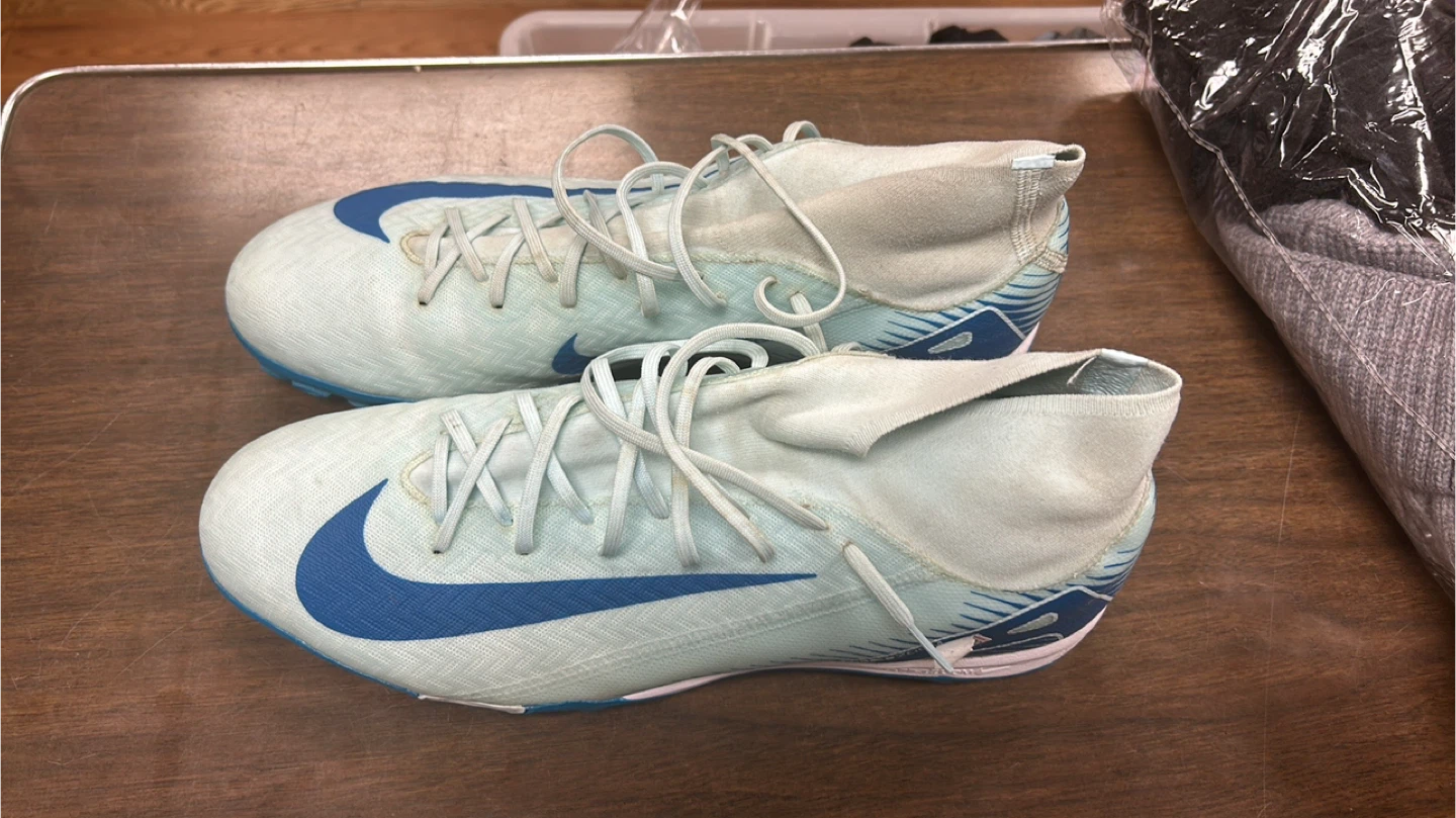 Nike Soccer Cleats - Light Blue