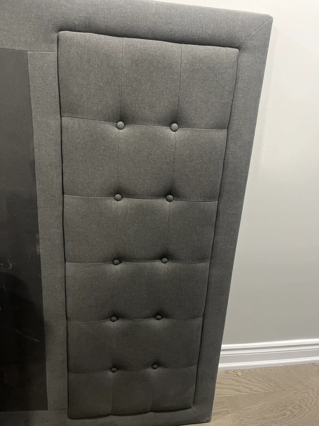 Grey Tufted Headboard & Bed Frame image indicator(3)