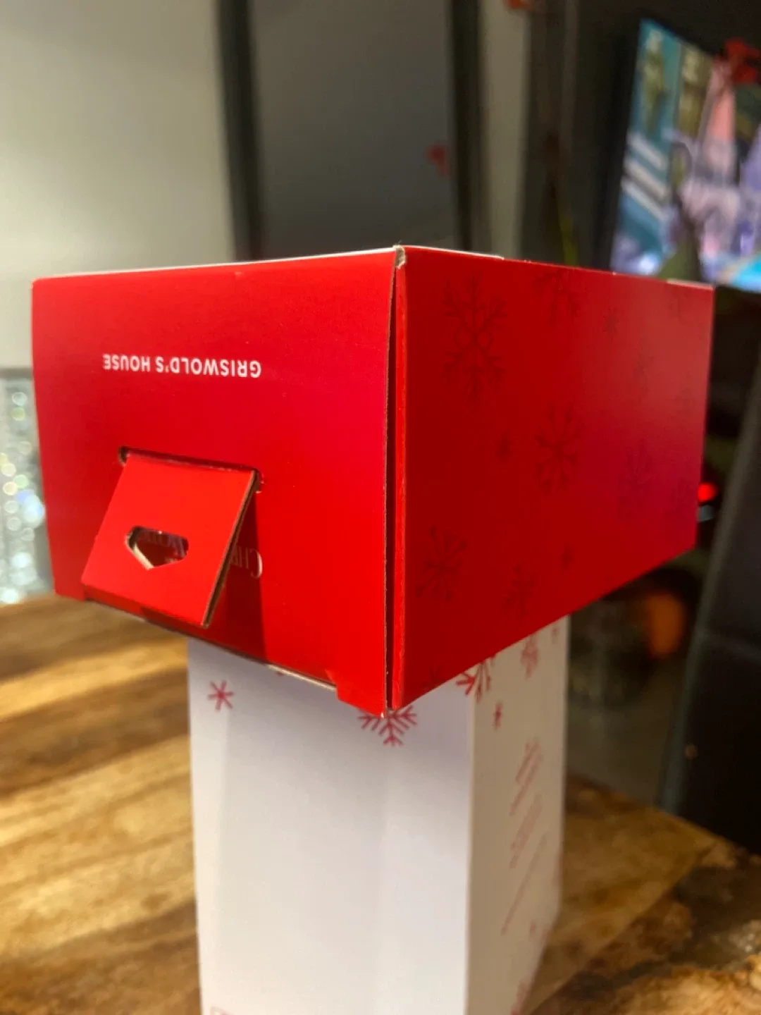 NEW Hallmark Griswold's House Christmas Tree Ornament - New image indicator(4)