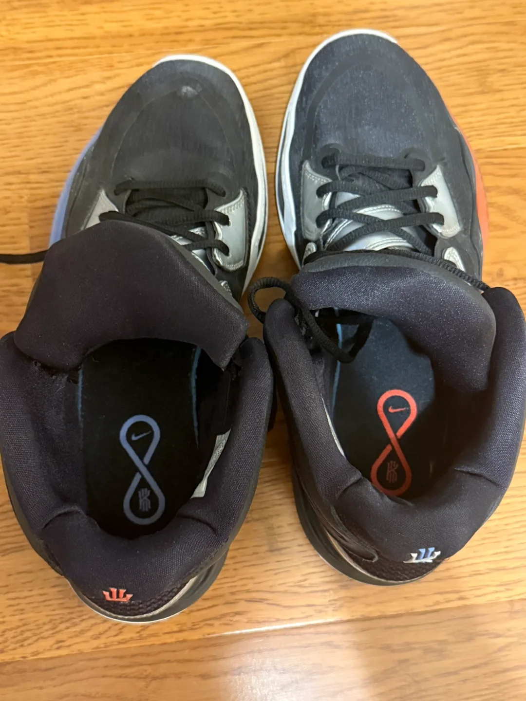 Nike Kyrie 6 Basketball Shoes, Size 13 image indicator(2)