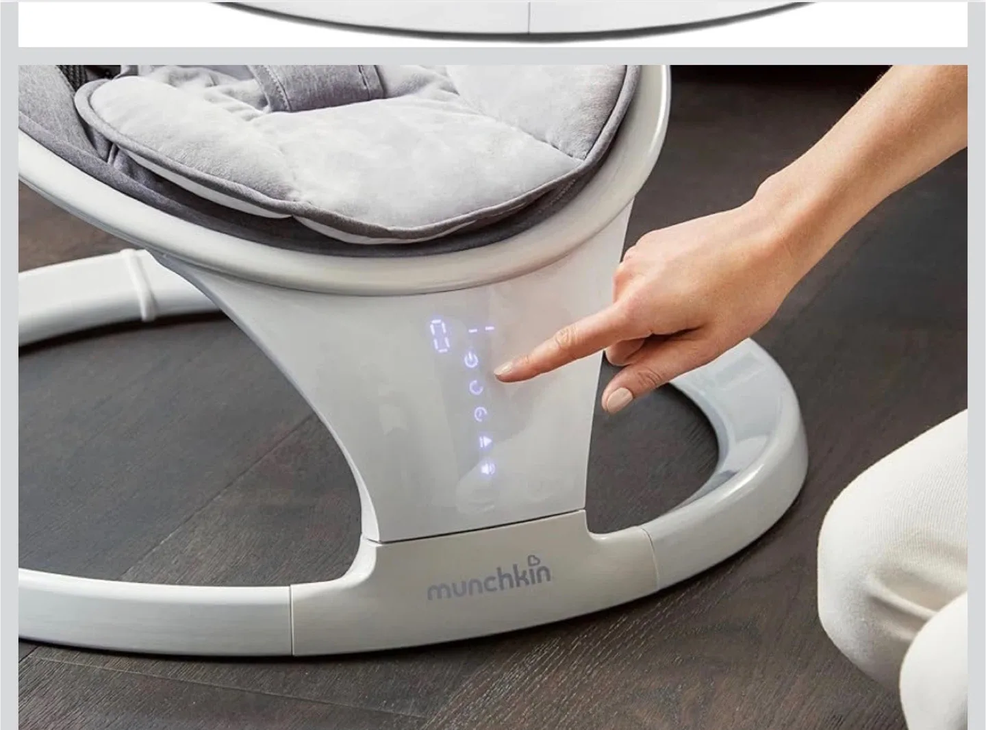 Munchkin Baby Swing - Like New! image indicator(2)