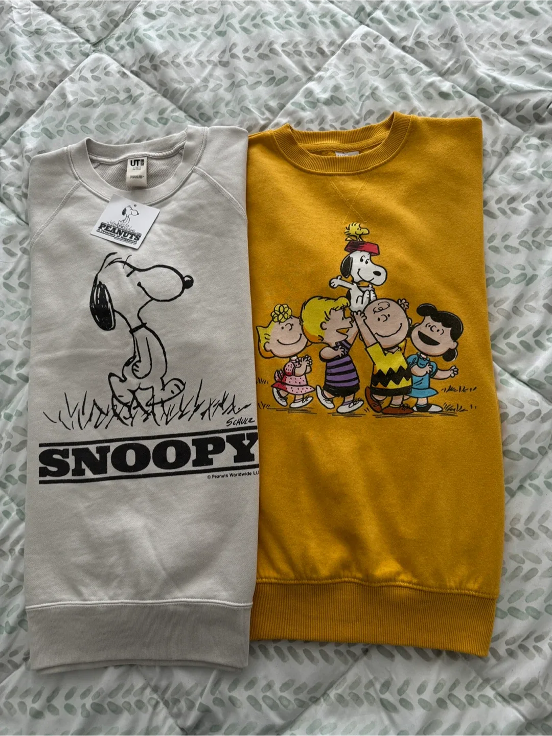 Uniqlo Peanuts Snoopy Sweatshirt - Size S