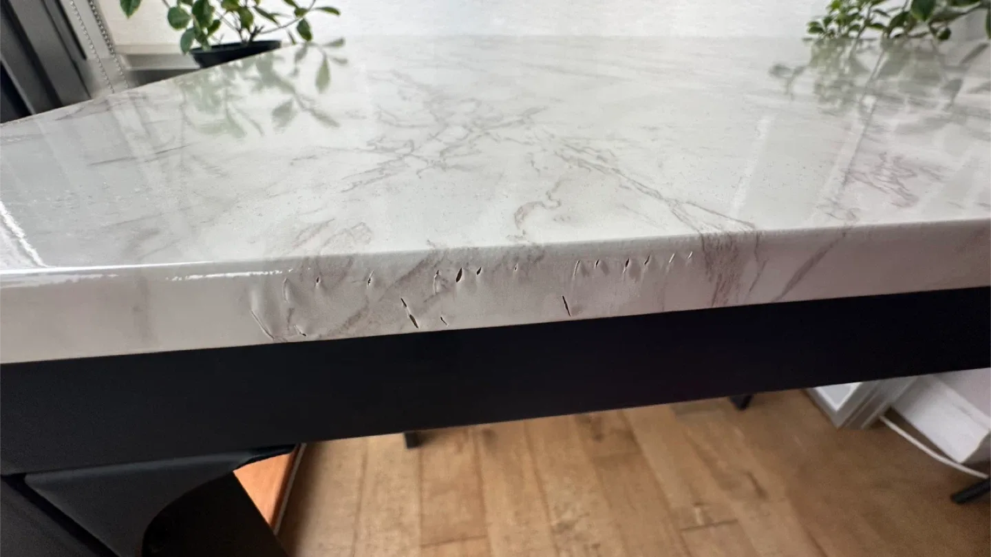 Marble-patterned Top Dining Table with Black Frame image indicator(4)