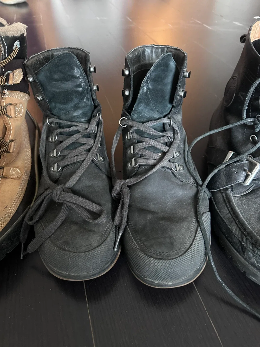 Men’s boots/ dress shoes/ sneakers- Size 13 image indicator(3)