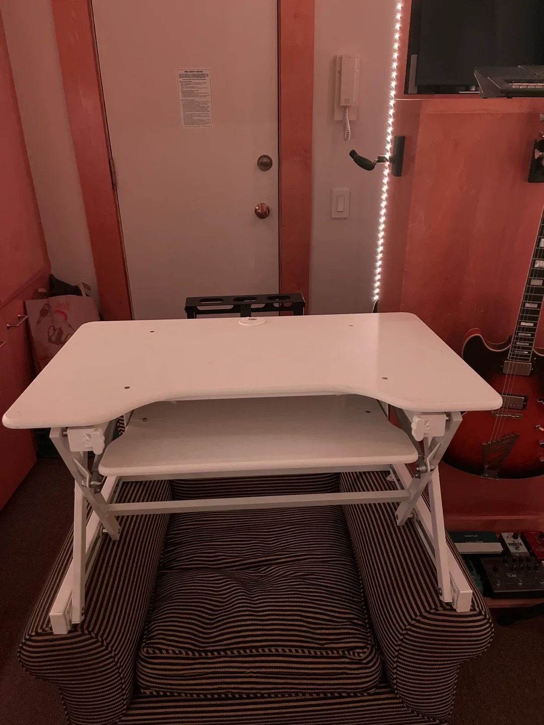 Adjustable Laptop Desk - White image indicator(2)