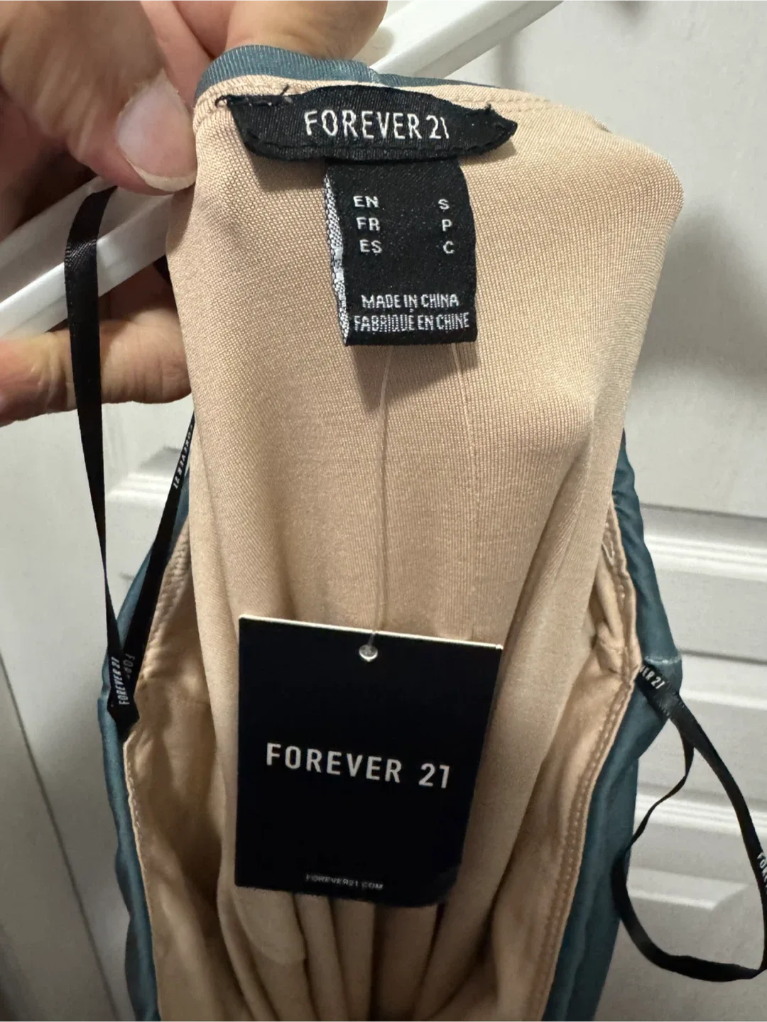 Forever 21 Ombre Dress/Skirt-Size S Brand New image indicator(3)