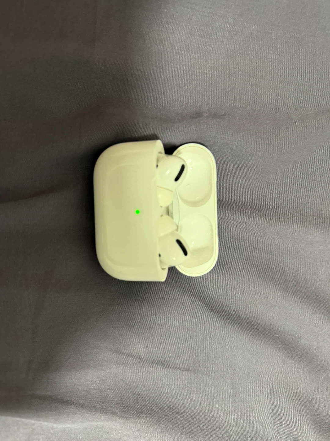 Apple AirPods Pro 1st gen with case
