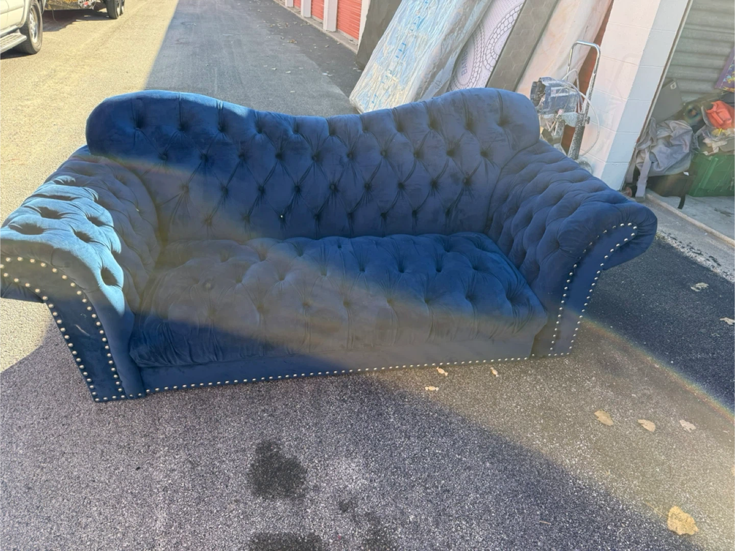 Blue Velvet Chesterfield Sofa Set - photo 4