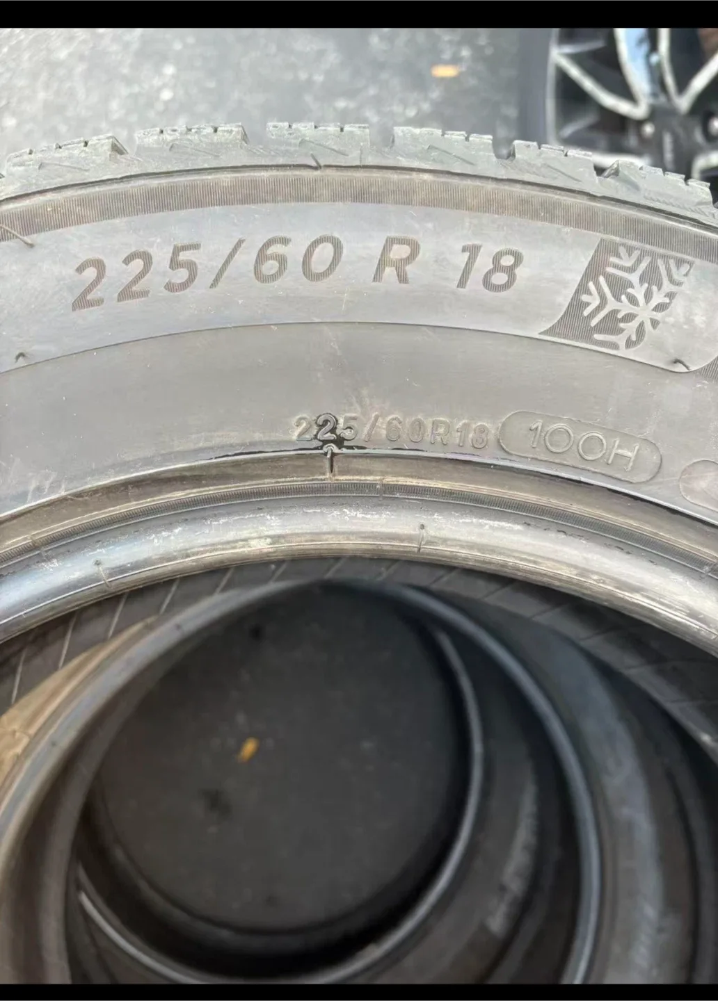 Michelin X-Ice Snow 225/60R18 Winter Tires image indicator(4)