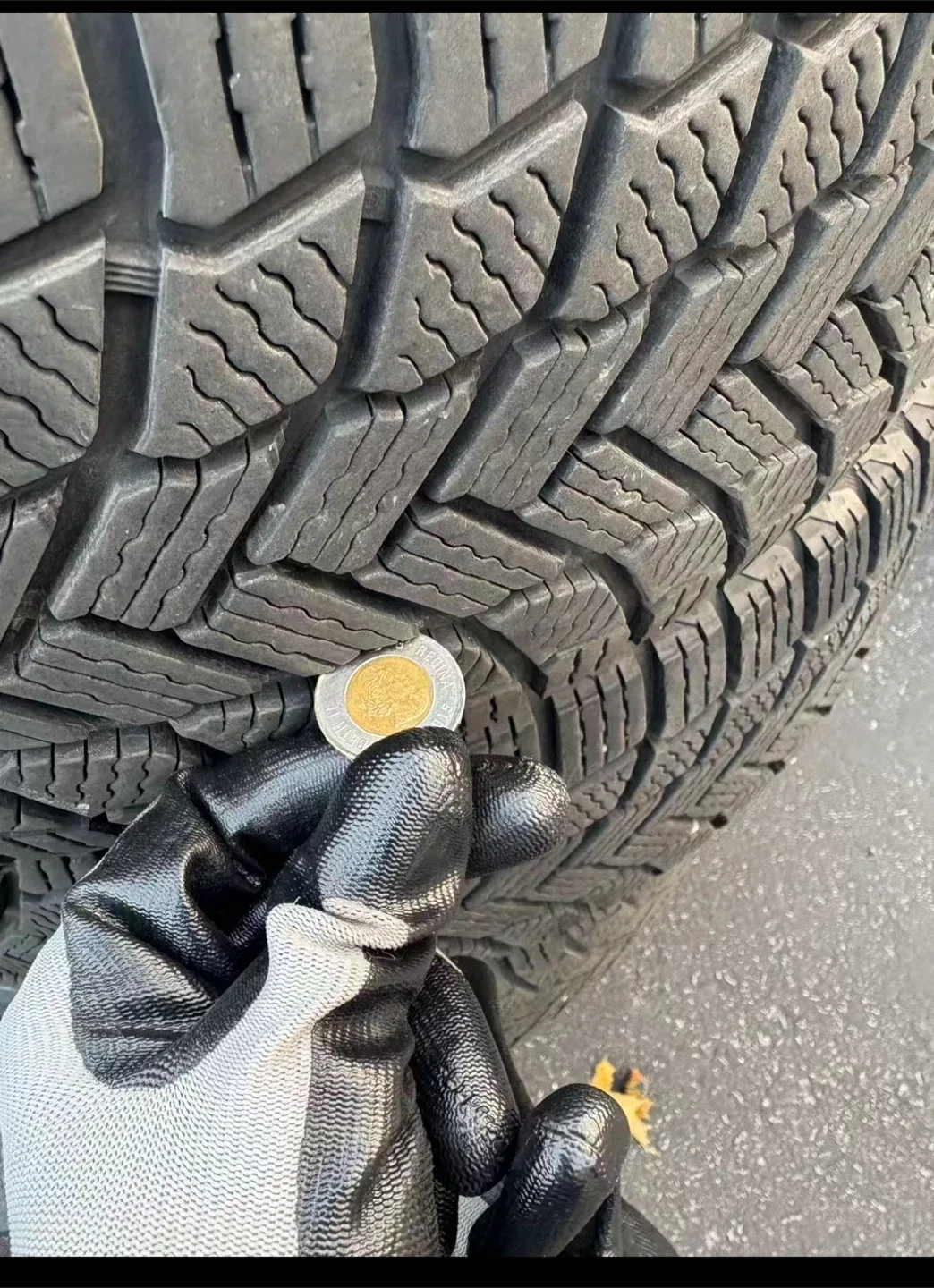 Michelin X-Ice Snow 225/60R18 Winter Tires image indicator(2)