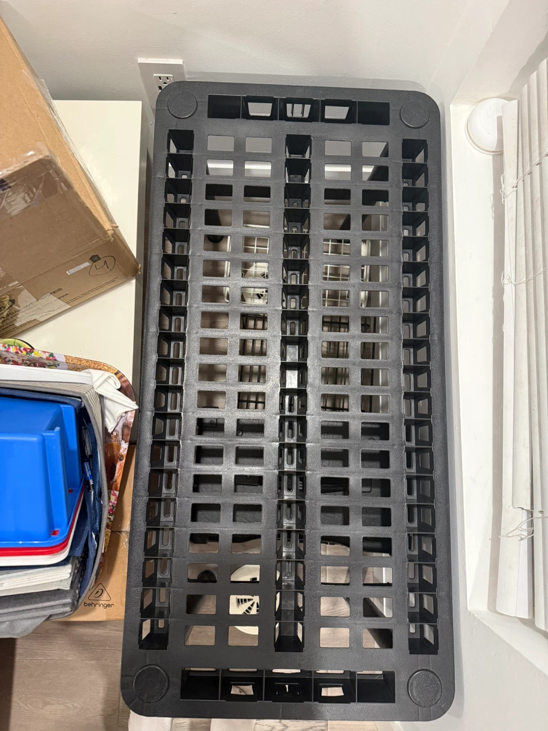 free plastic table organizer shelf unit - photo 2