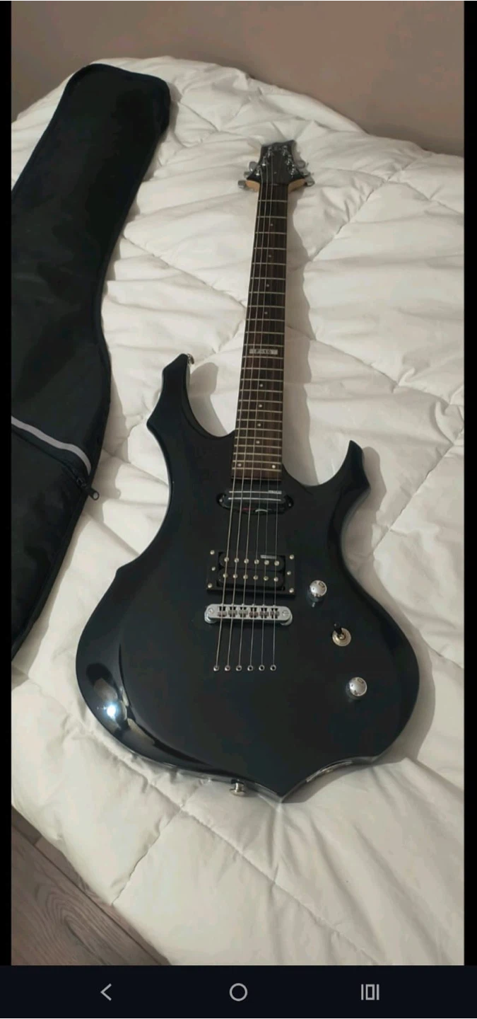 ESP LTD F-10 Metal/Git Hard Rock Guitar
