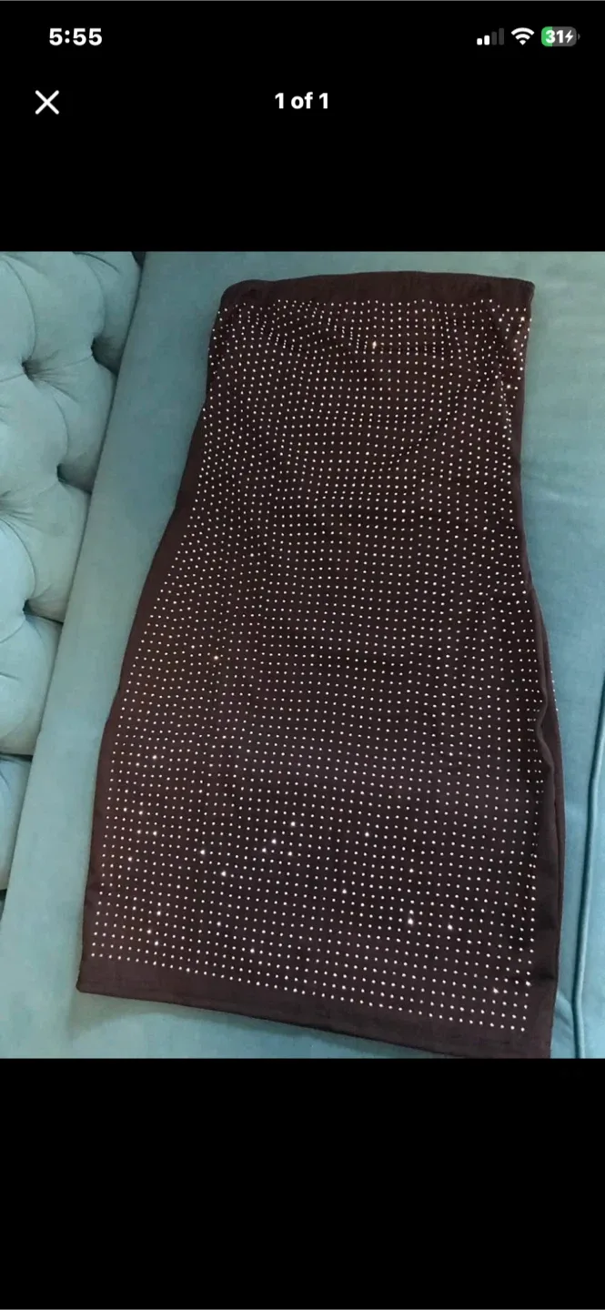 Black Rhinestone Dressed image indicator(3)