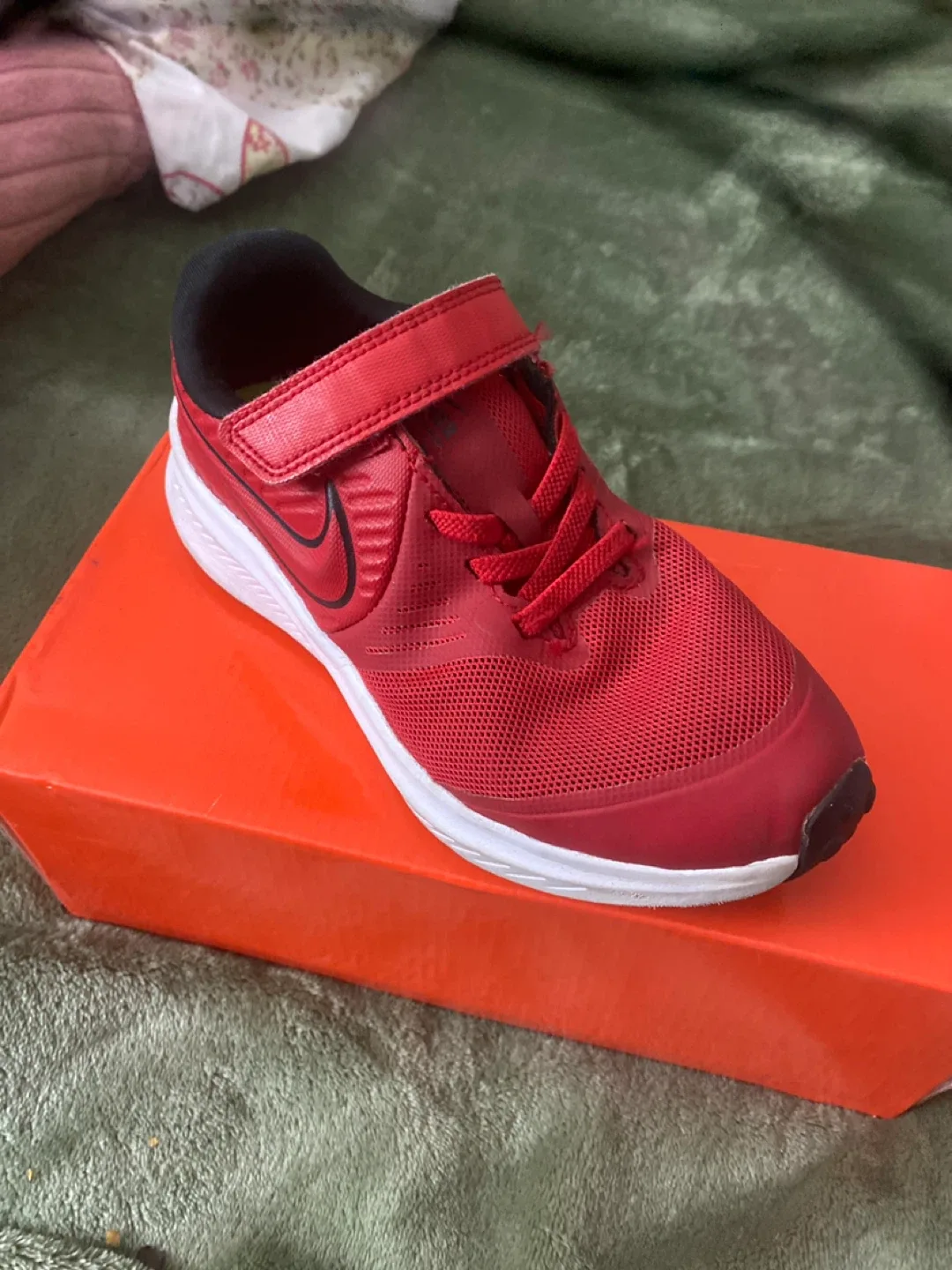 Nike Downshifter 12 Kids Red  sneakers talla 13 image indicator(2)