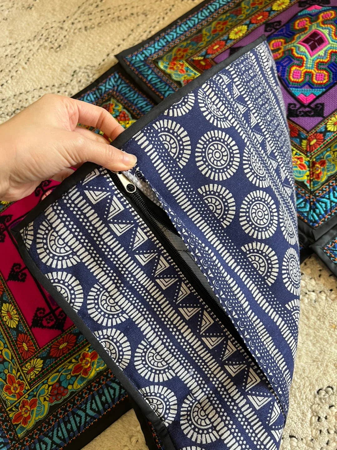 Set of 4 Colorful Decorative Cushion Covers image indicator(3)