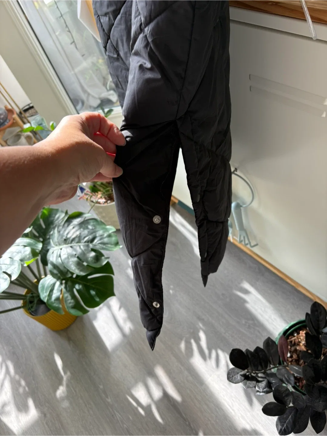 Black Quilted Vest image indicator(3)