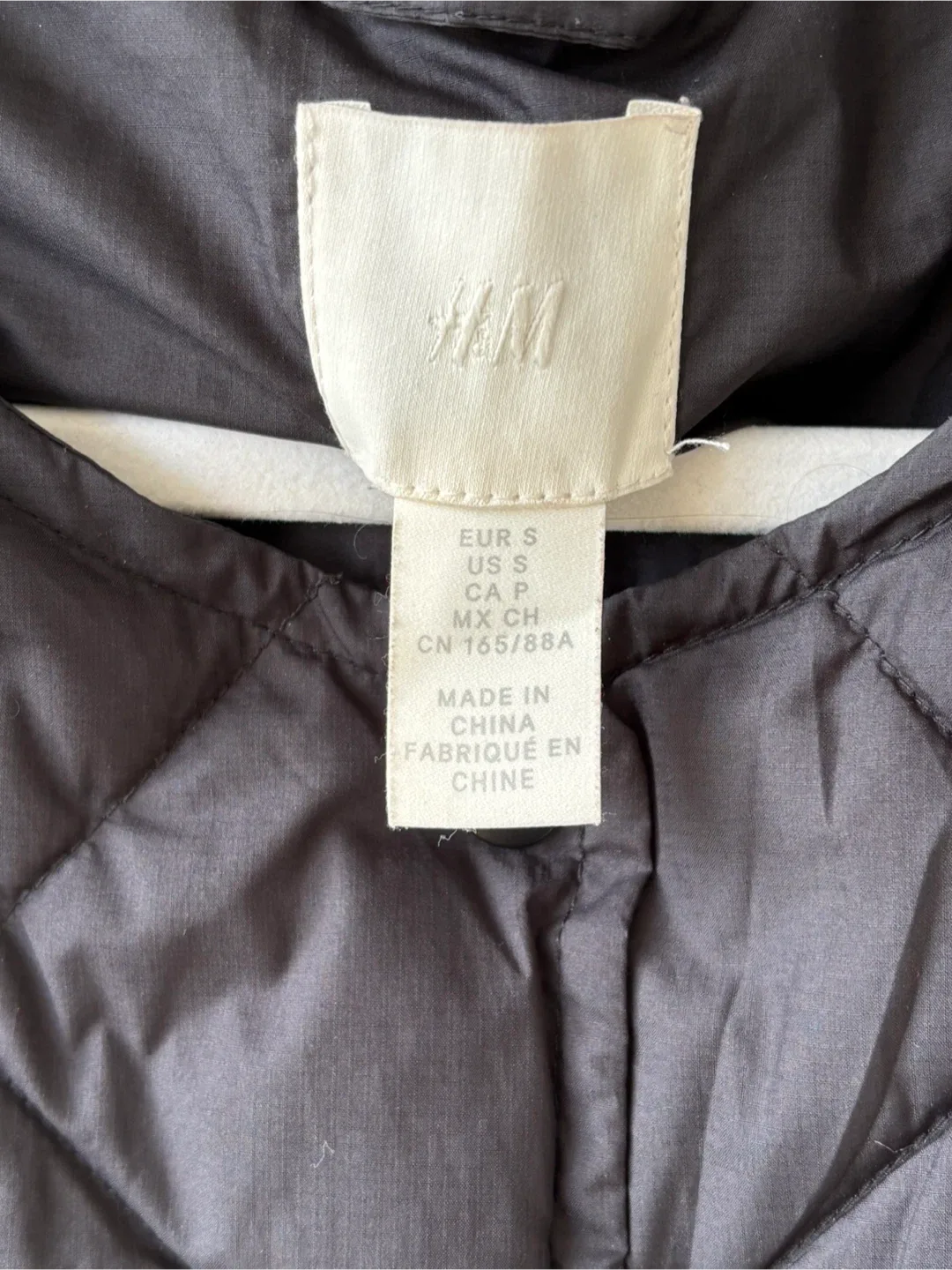 Black Quilted Vest image indicator(4)