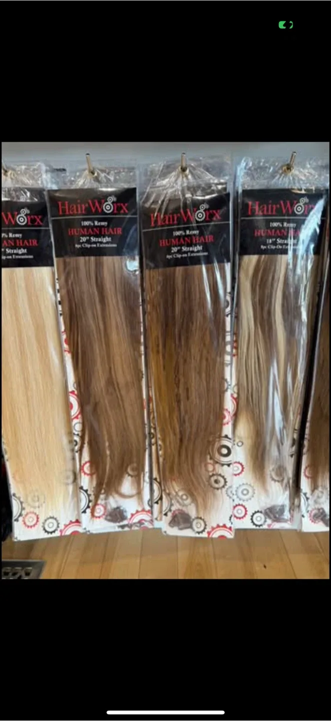 HairWorx 14-20" Remy Human Hair Clip-in Extensions image indicator(2)