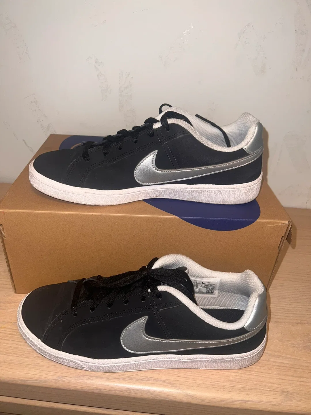 Nike Court Royale Shoes - Black/Silver image indicator(4)