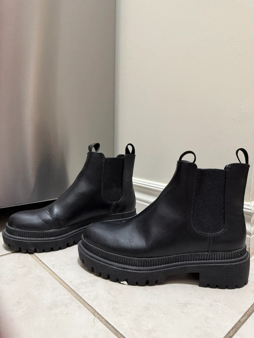 Black Chelsea Boots - Size 37