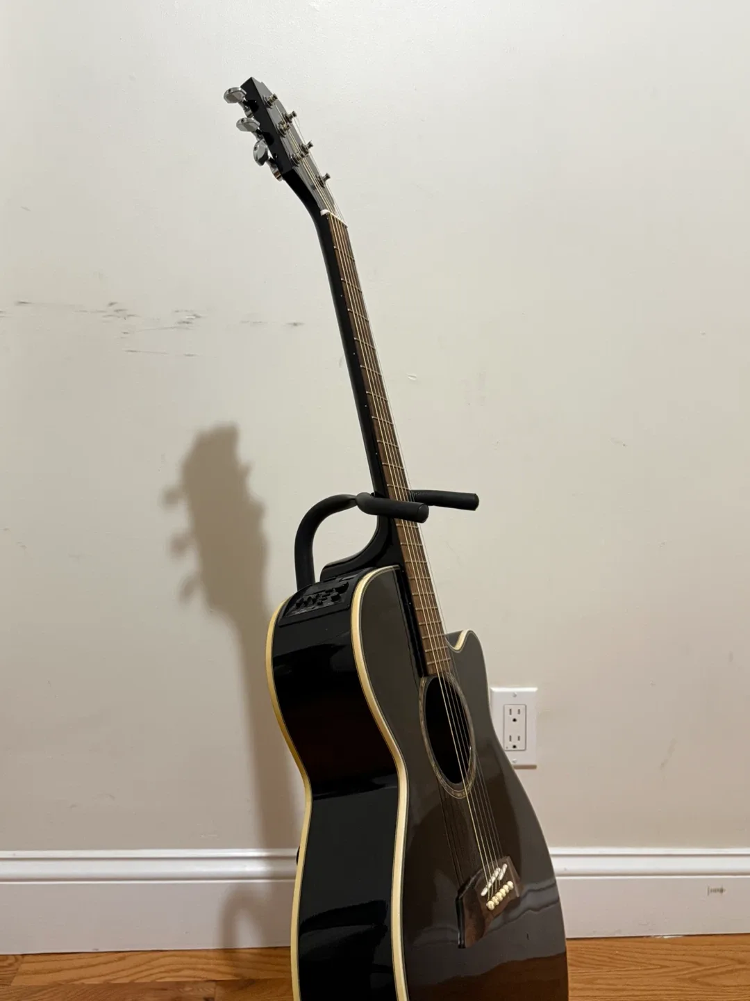 Takamine G Series Acoustic-Electric Guitar - Black image indicator(2)
