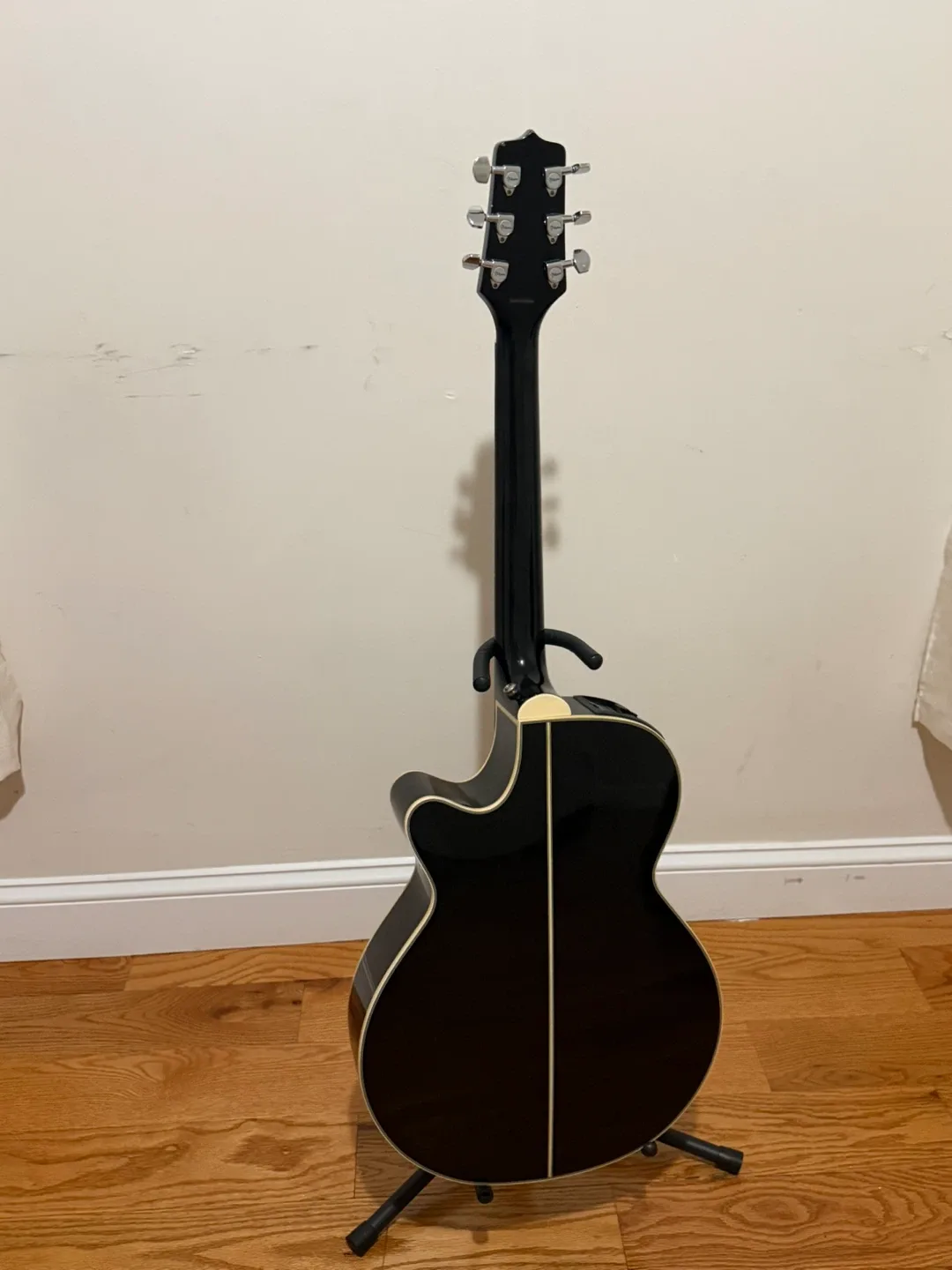 Takamine G Series Acoustic-Electric Guitar - Black image indicator(5)