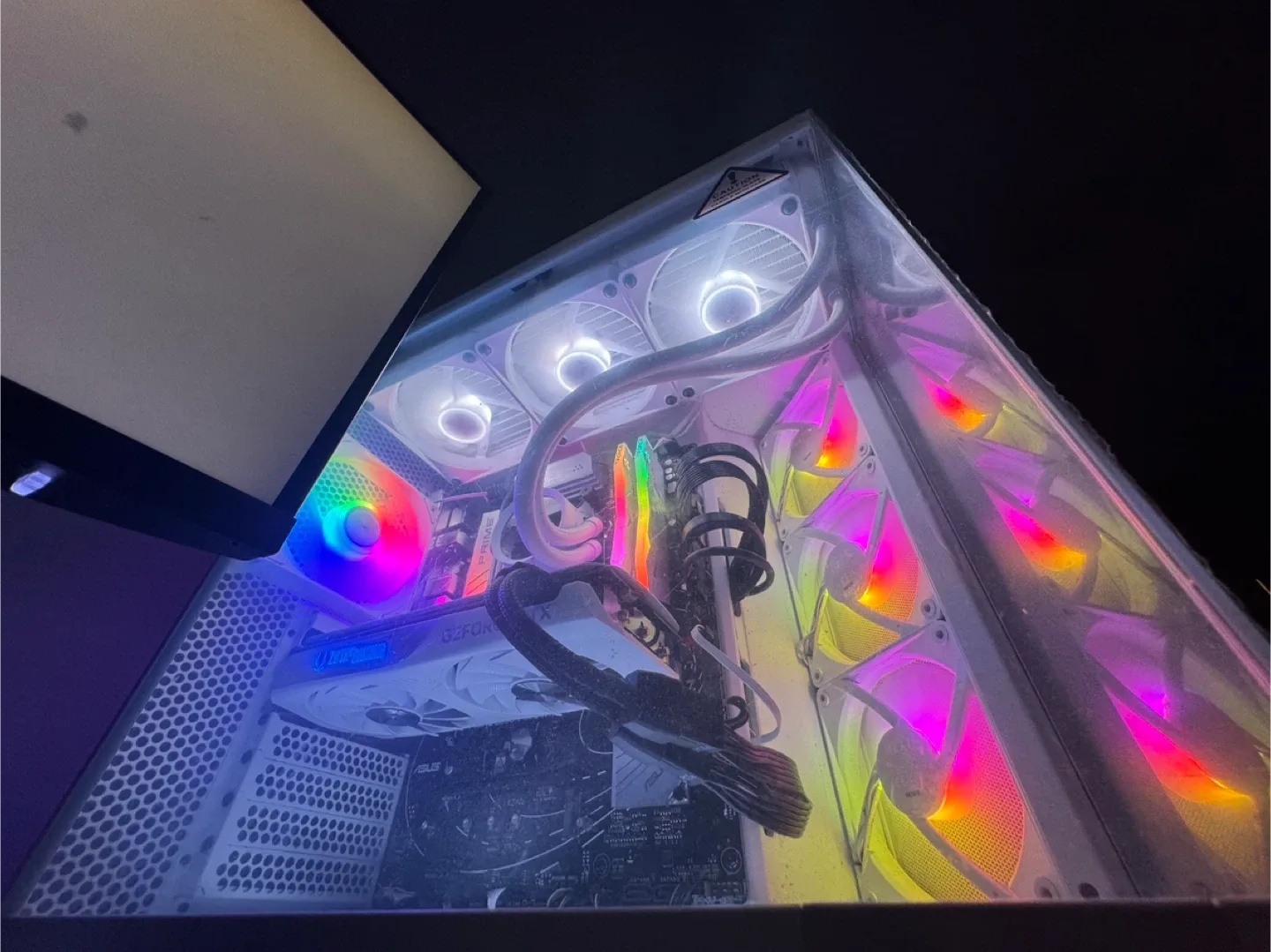 💻 Custom Gaming & Streaming PC image indicator(6)