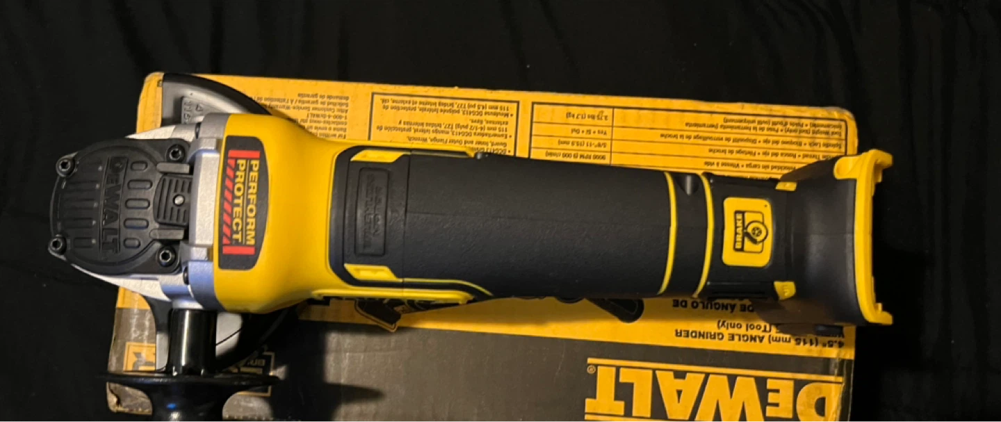 DeWalt 4.5" Angle Grinder w/ Brake (Tool Only) - photo 4