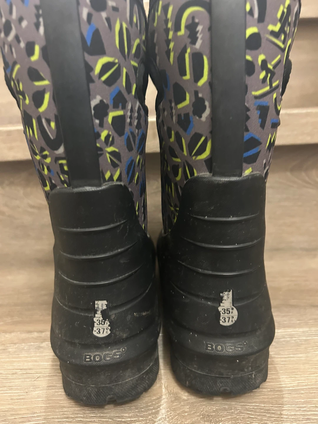 Bogs Kids unisex winter Boots youth size US 5 - photo 3