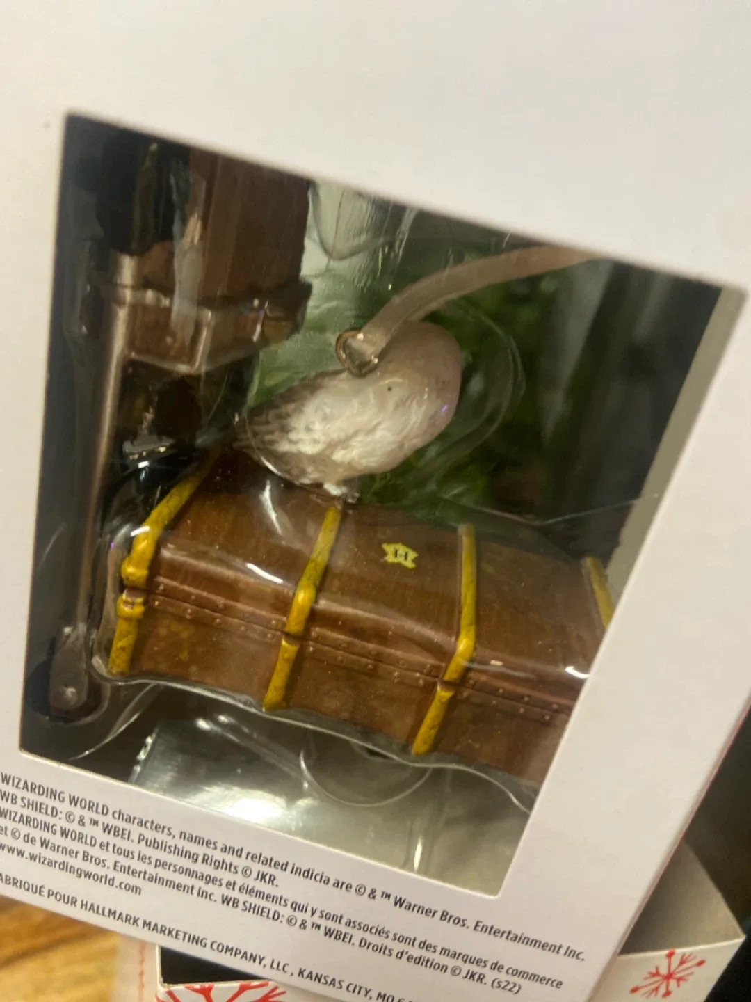 NEW: Hallmark Harry Potter Luggage Trolley Ornament image indicator(8)