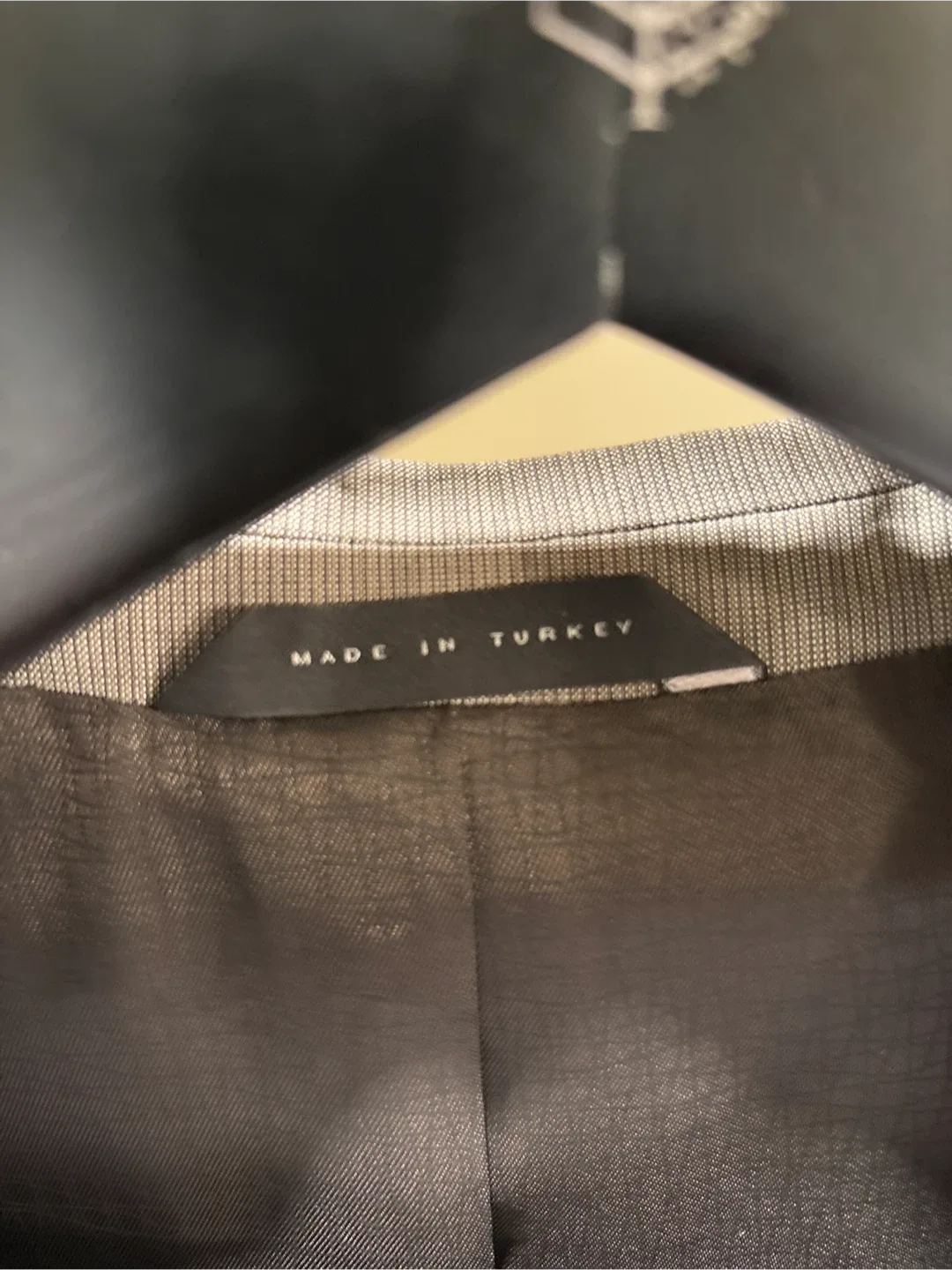 Hugo Boss Suit - Size 46L image indicator(6)