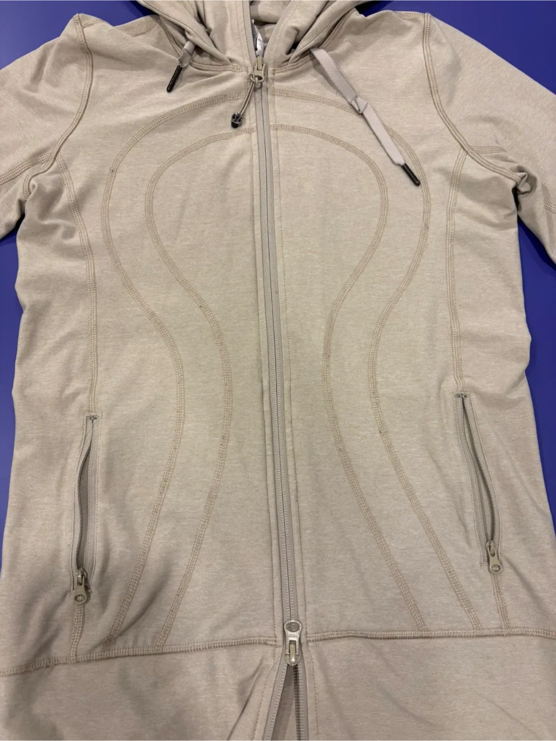 Lululemon Define Hooded Jacket Size 4 image indicator(6)
