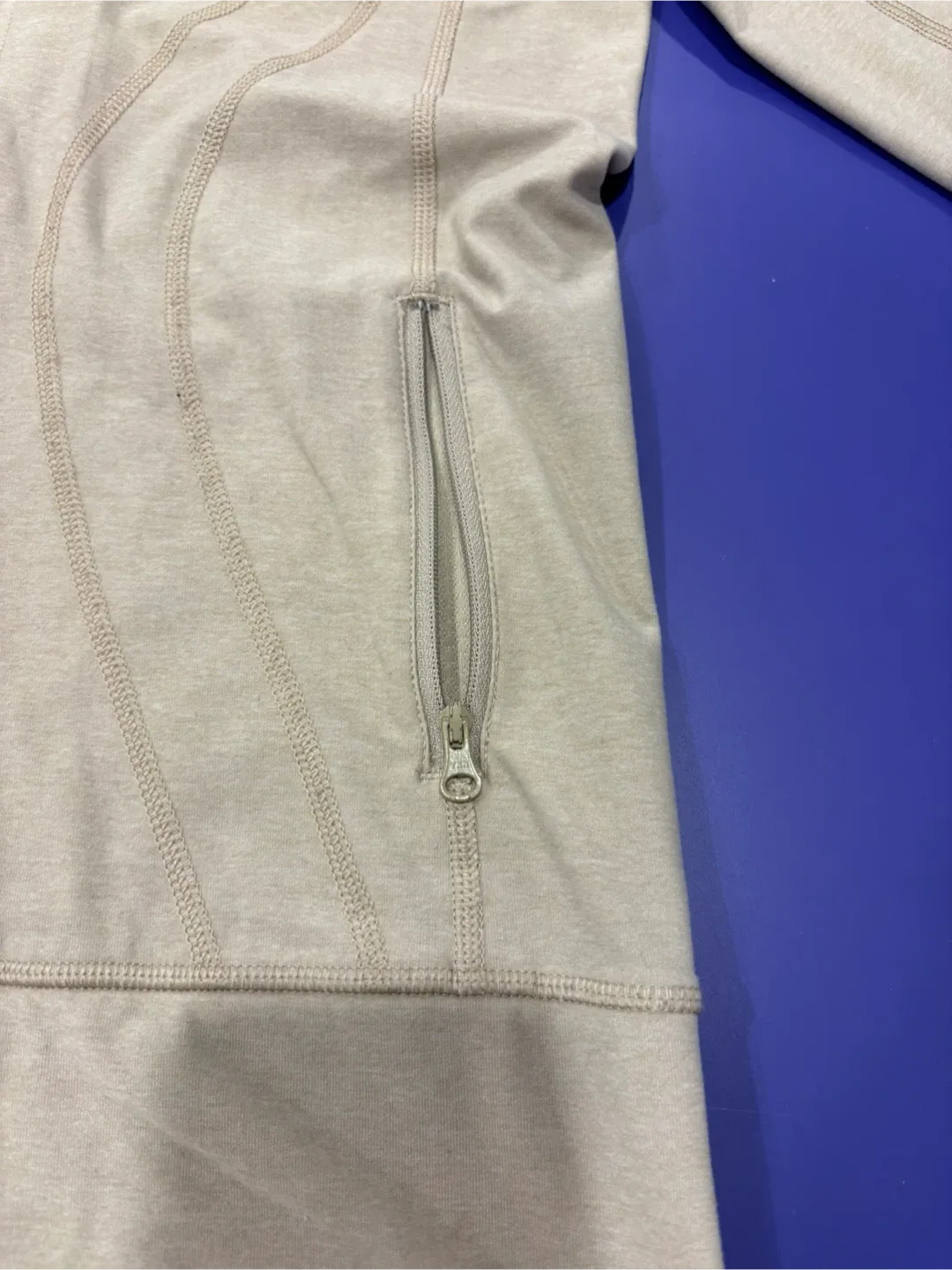Lululemon Define Hooded Jacket Size 4 image indicator(5)