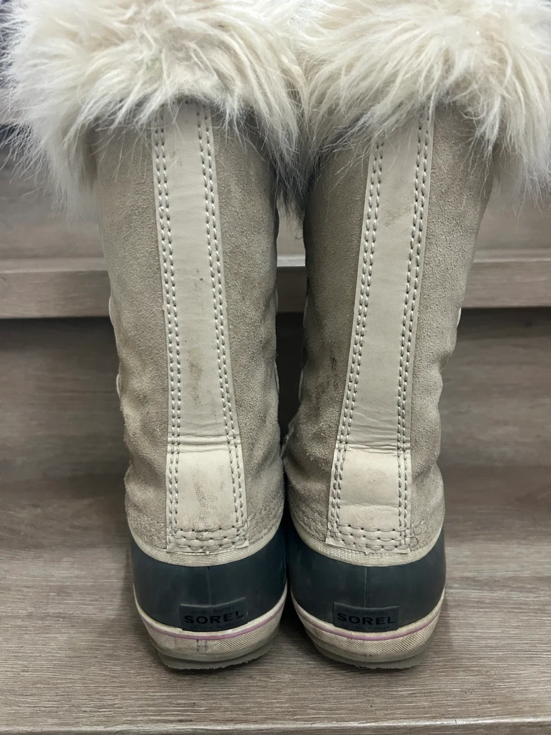 Sorel Winter Boots - youth Size 6 /woman size 7.5-8 image indicator(5)