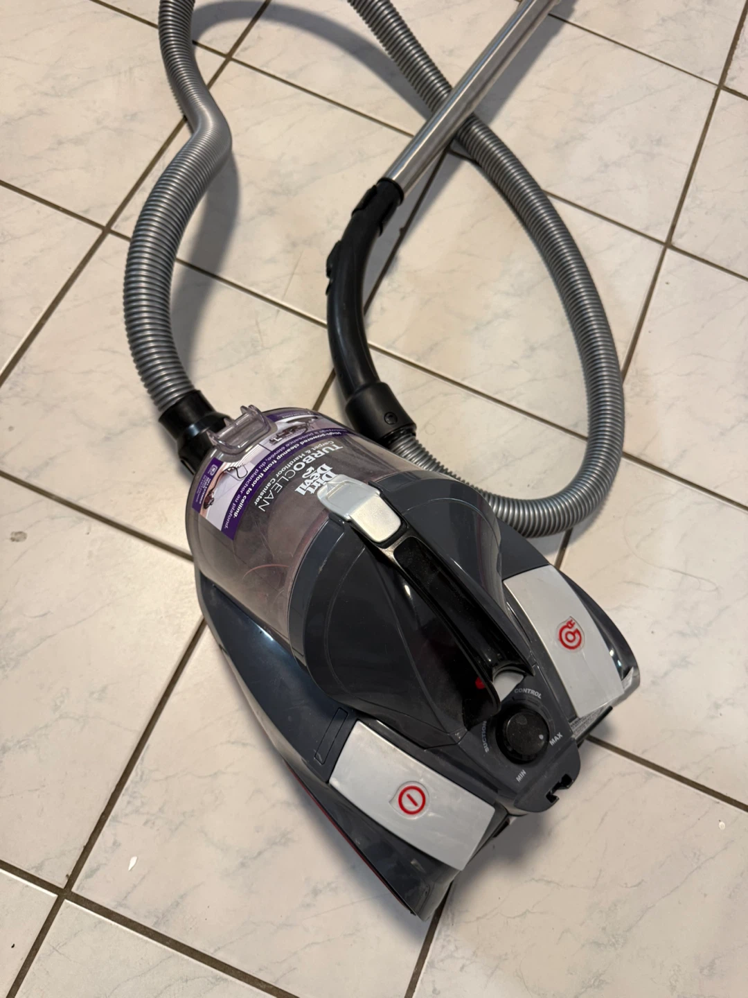 Vacuum (for carpet and hardfloor) - photo 3