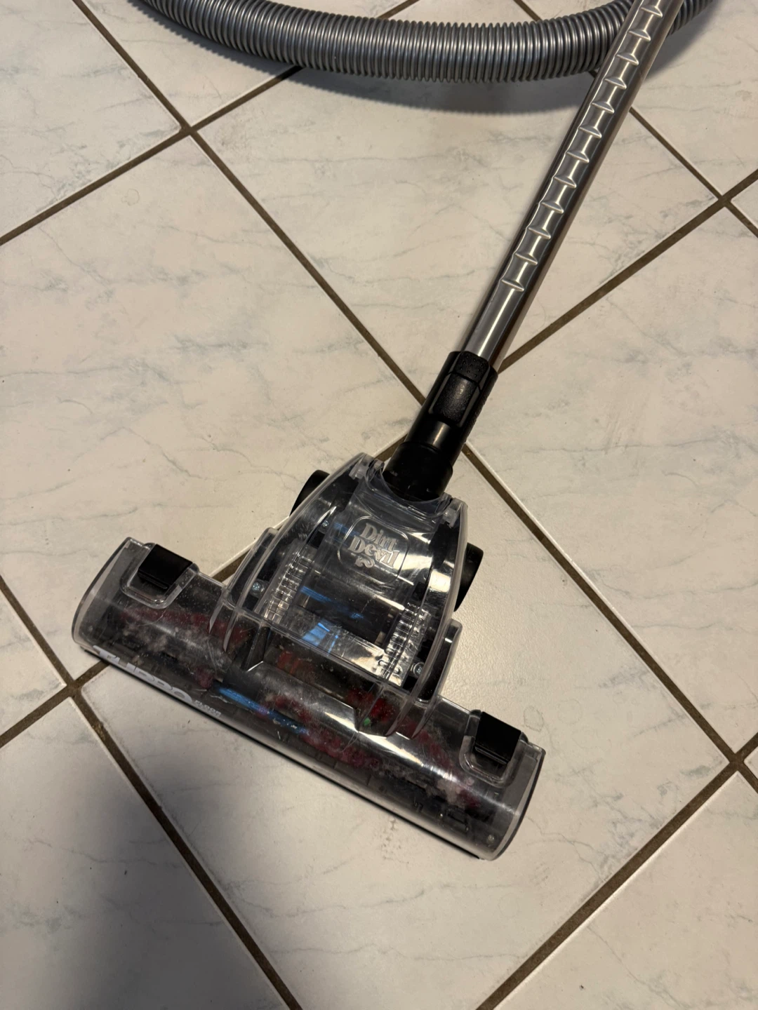 Vacuum (for carpet and hardfloor) - photo 5
