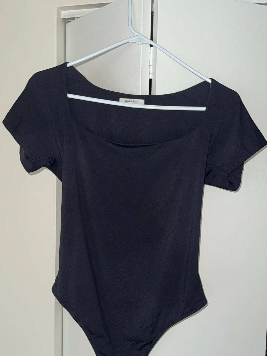Aritzia Babaton Contour Bodysuit