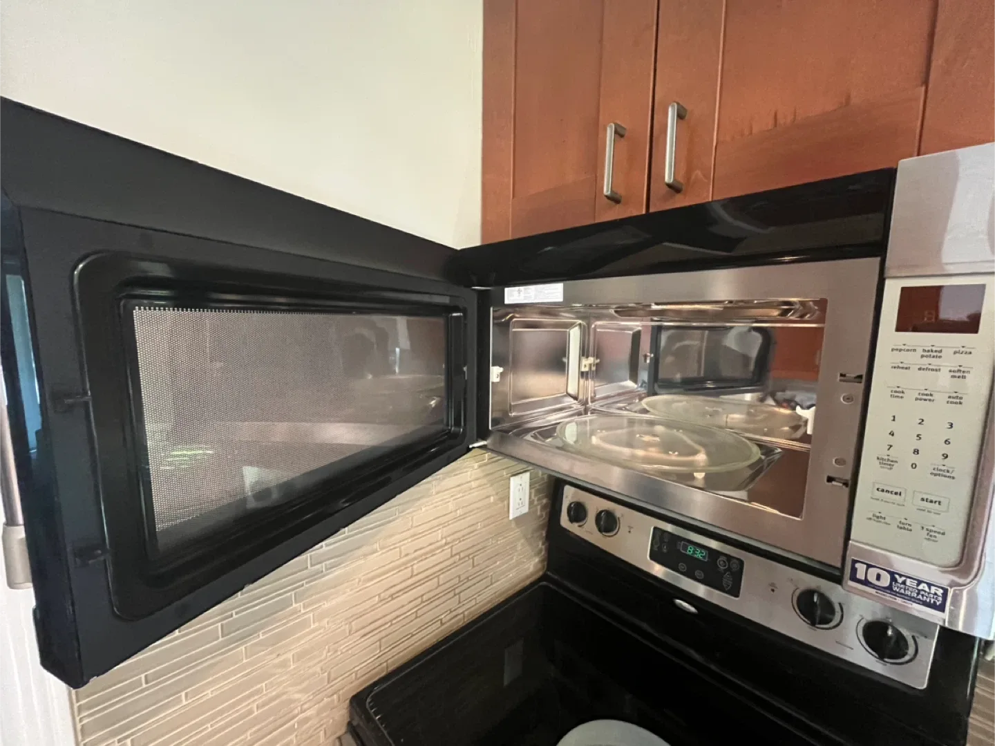 Maytag Stainless Steel Over-the-Range Microwave image indicator(3)