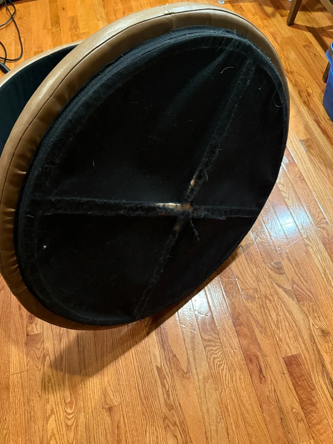 Round Leather Storage Ottoman - Tan image indicator(5)