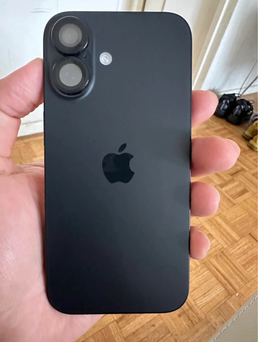 IPhone - 16 128GB