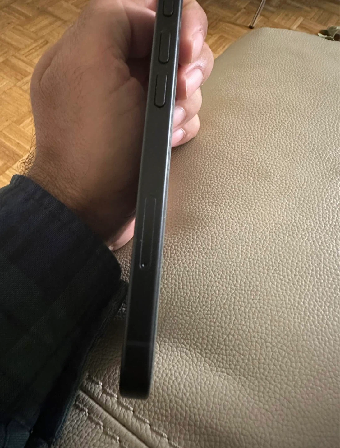 IPhone - 16 128GB - photo 2