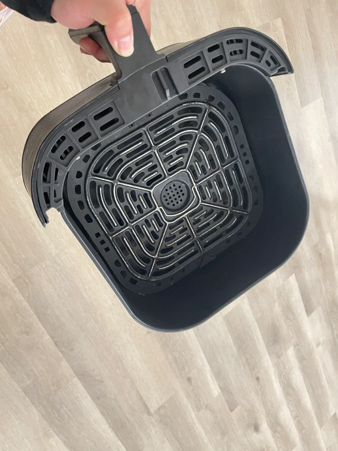 Instant Vortex 4-in-1 Air Fryer - Like New! image indicator(4)